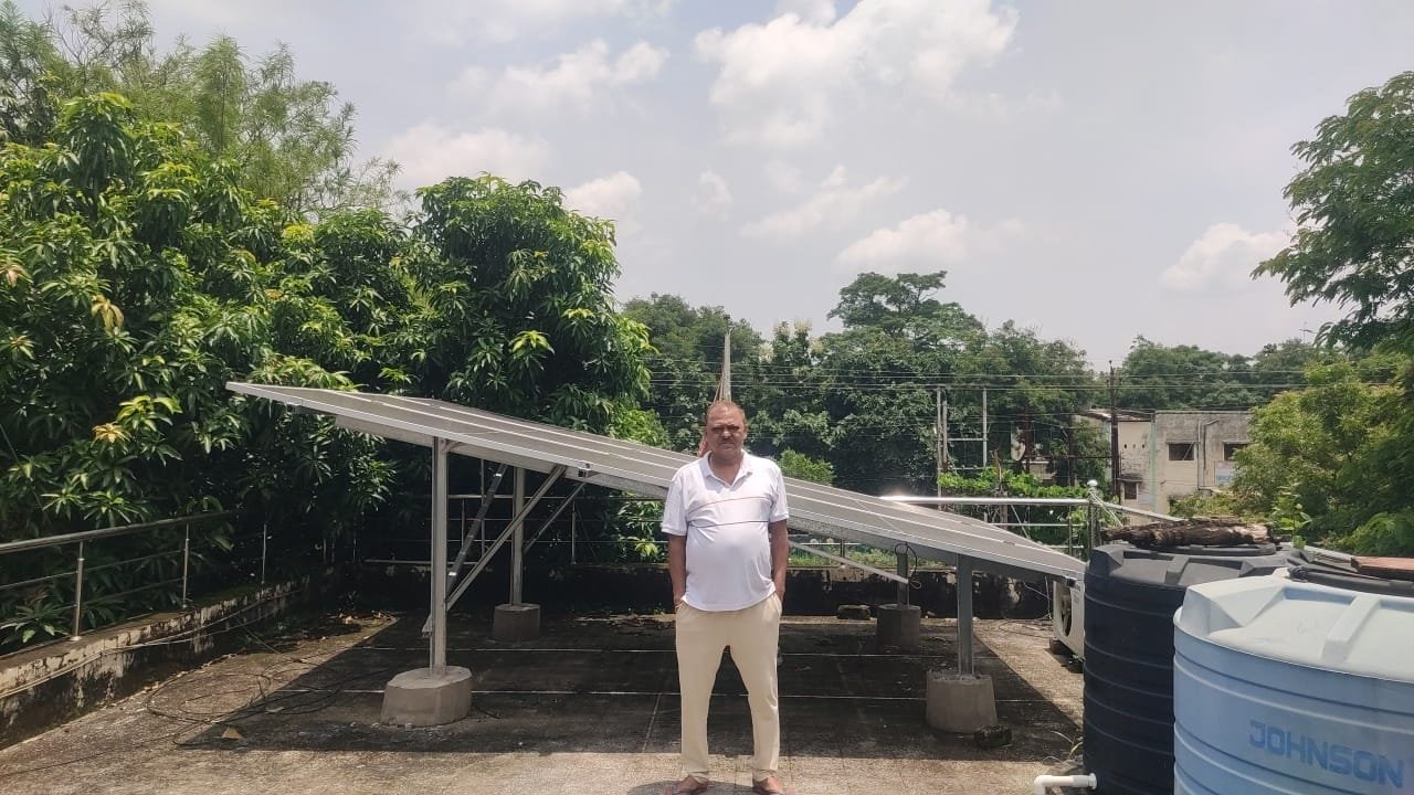 प्रधानमंत्री सूर्यघर योजना से  उपभोक्ताओं को मिल रही राहत : कोनी निवासी रमेश साहू का बिजली बिल हुआ शून्य