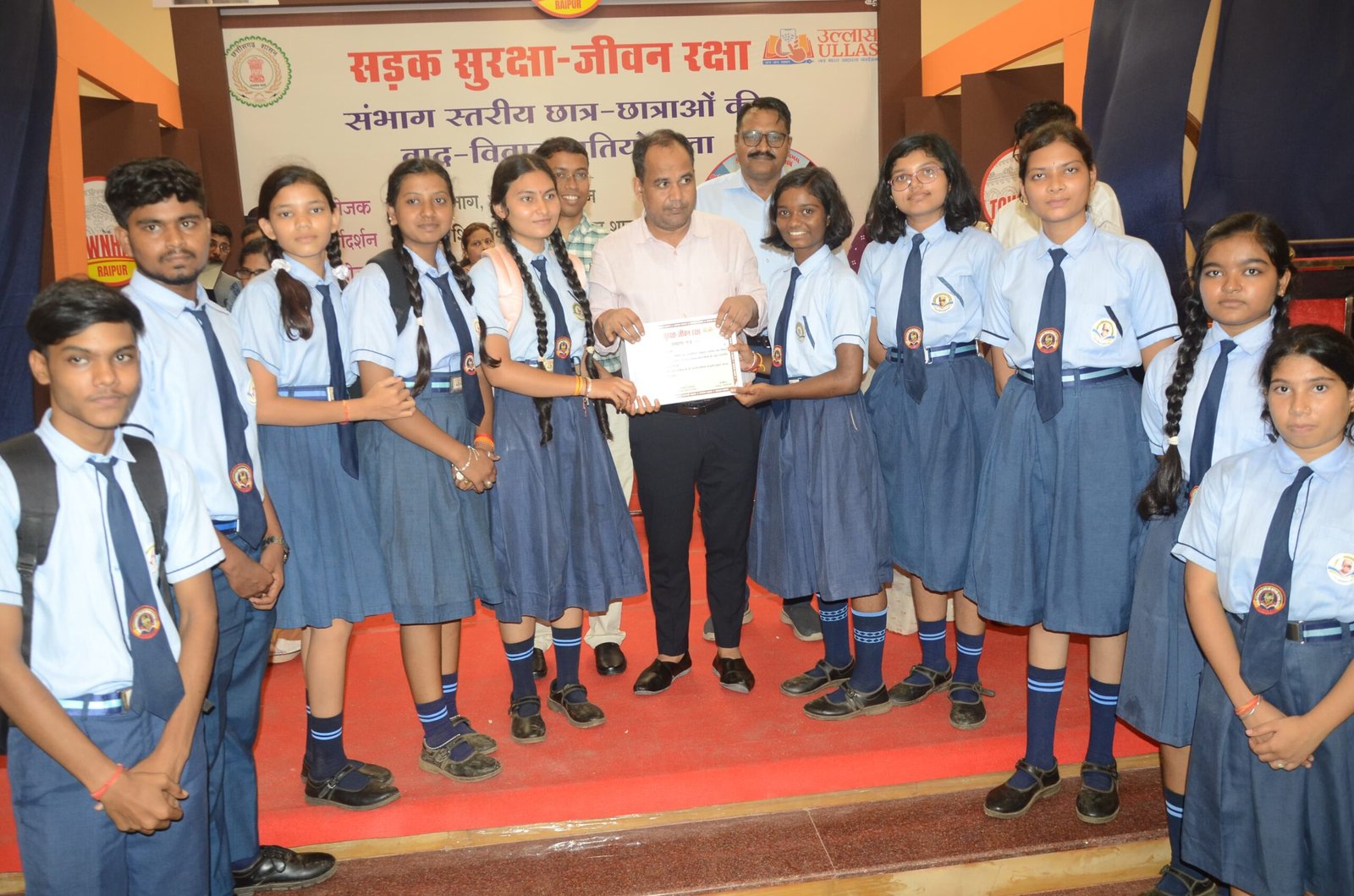 “सड़क सुरक्षा – जीवन रक्षा” विषय पर संभाग स्तरीय वाद-विवाद प्रतियोगिता सम्पन्न