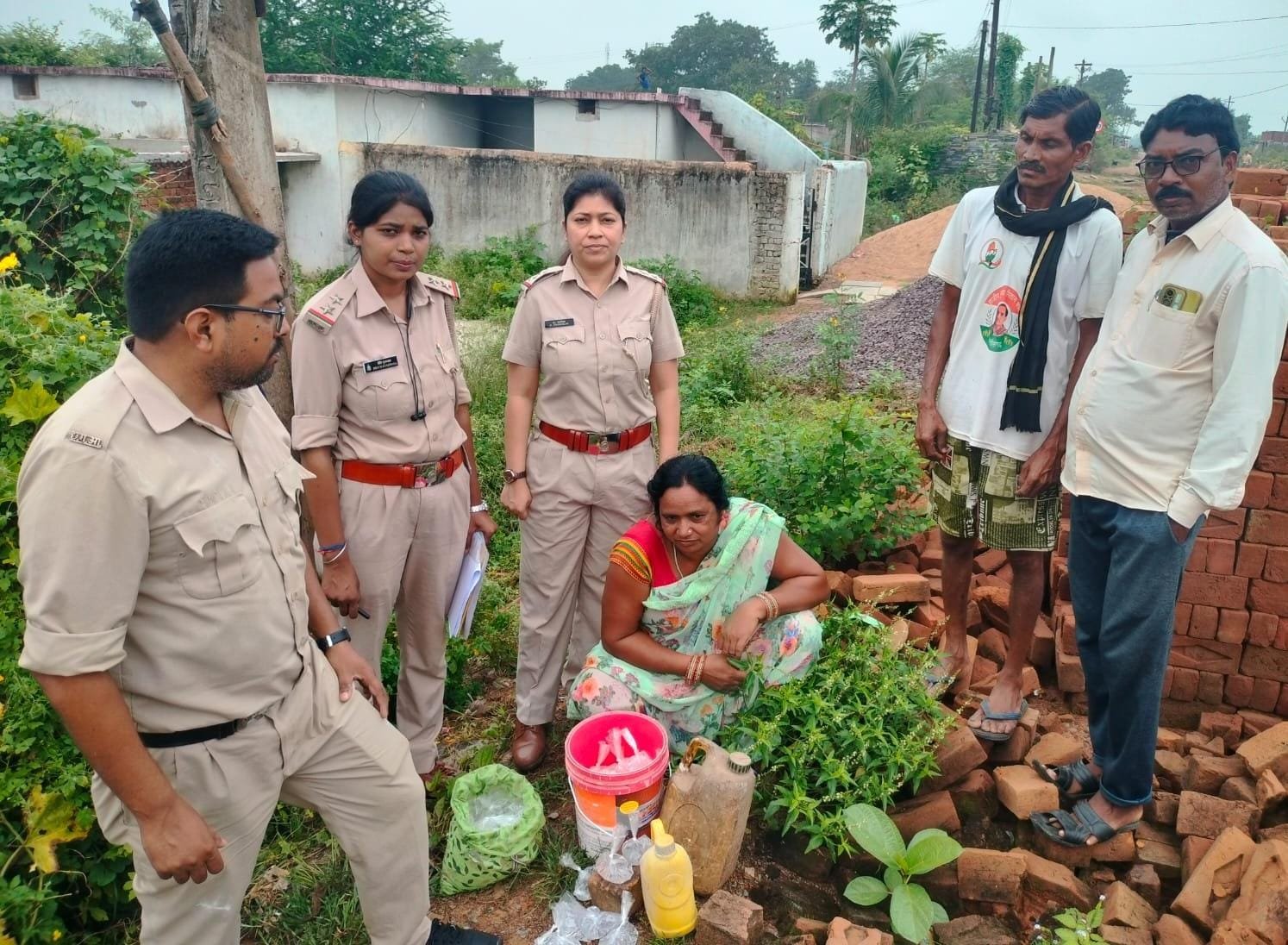 अवैध मदिरा परिवहन, निर्माण एवं विक्रय पर आबकारी विभाग की कार्यवाही