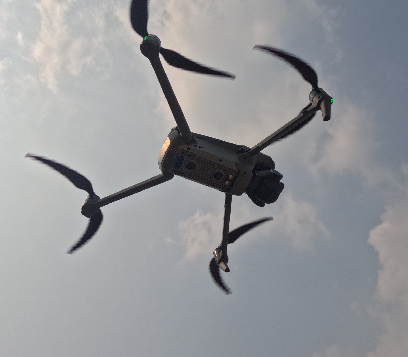 दक्षिण पूर्व मध्य रेलवे रायपुर मंडल में ड्रोन आधारित ओएचई मॉनिटरिंग एवं थर्मल इमेजिंग का शुभारंभ