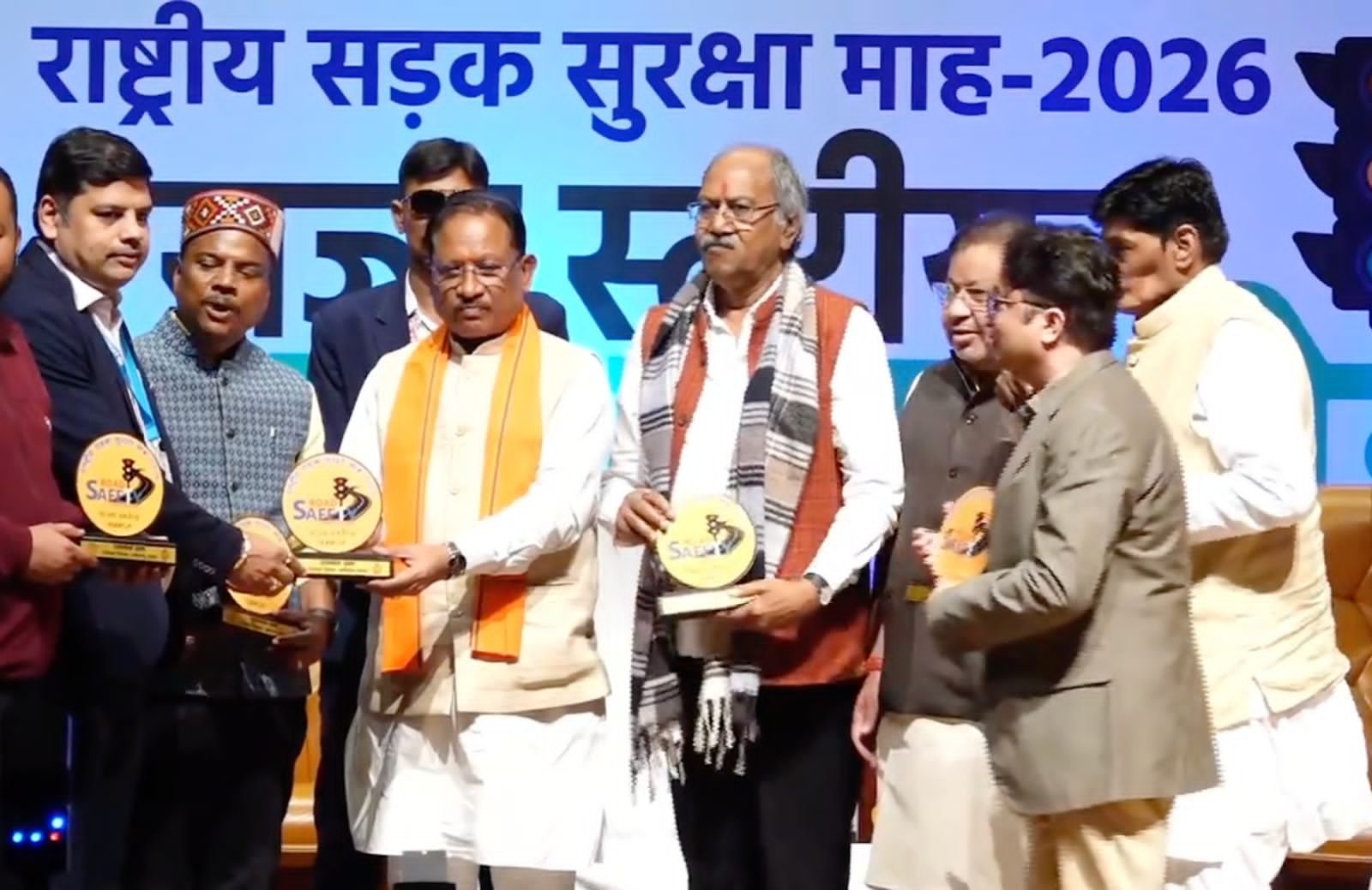 सड़क सुरक्षा अभियान में तकनीकी सहयोग के लिए छत्तीसगढ़ सरकार द्वारा यूनिसेफ सम्मानित