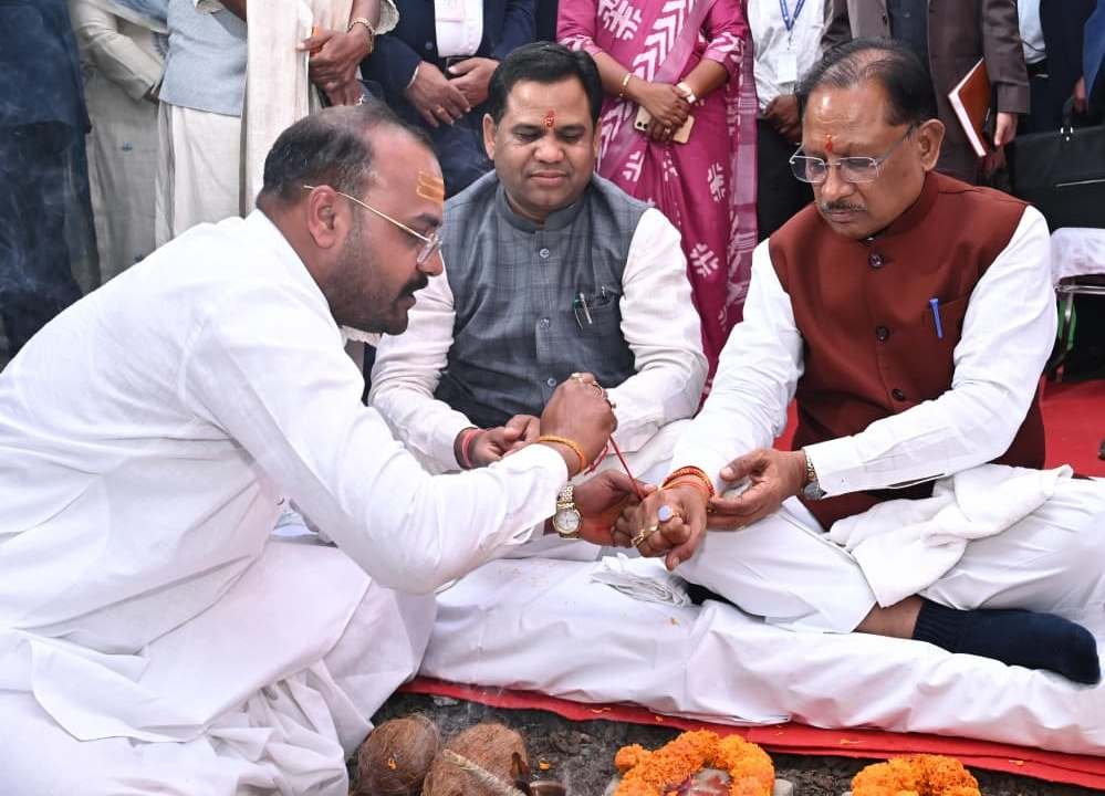मुख्यमंत्री ने जीपीएम में नवीन जिला अस्पताल भवन निर्माण कार्य का किया शुभारंभ