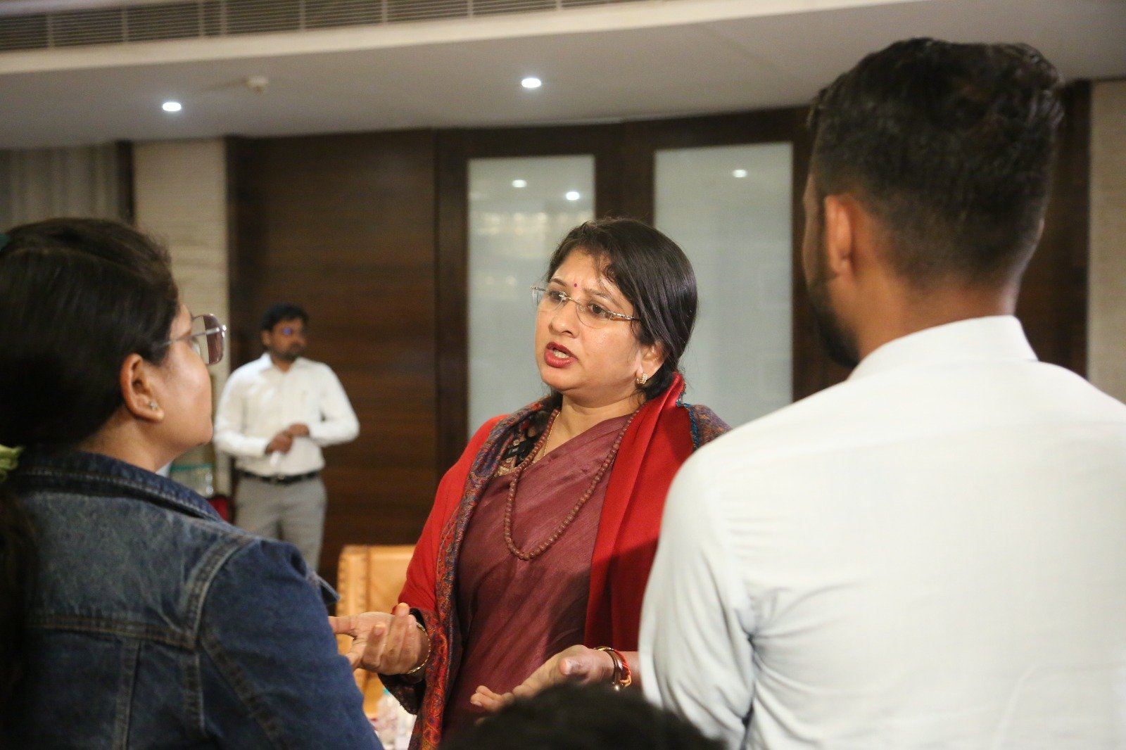 आयोग ने बच्चों के जोखिम भरे कृत्य को नियंत्रित करने के लिए अनुशंसा की